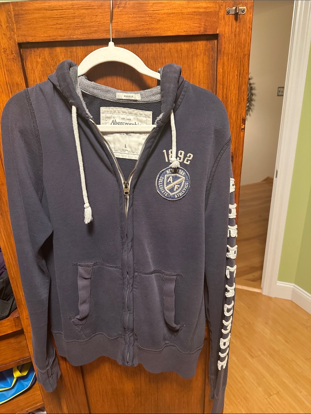 RARE Abercrombie & Fitch Zip Up Sweatshirt Large Vintage Navy and White Hoodie